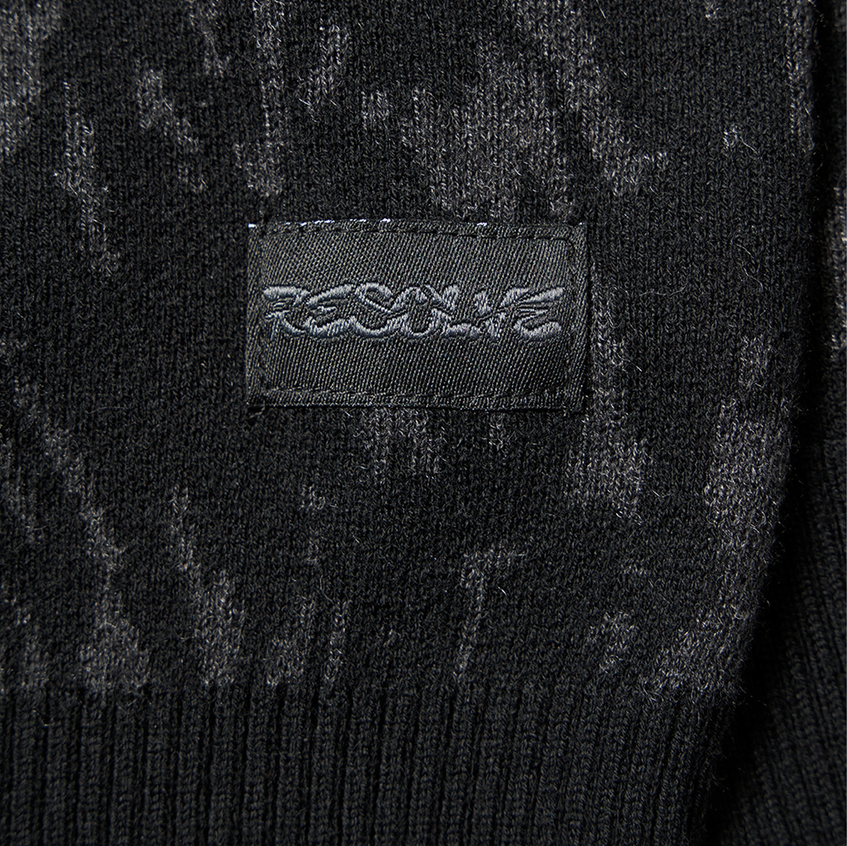Slasher Knit (midnight grey)
